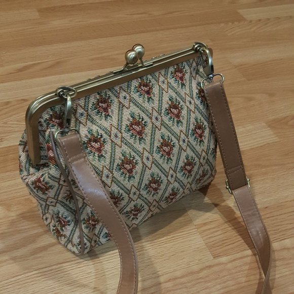 Bags Clasp Purse With Floral Pattern Poshmark